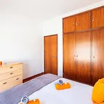 Bermudas - Moradia Tranquila Com Piscina Aquecivel E Bbq Em * Albufeira
