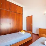 Bermudas - Moradia Tranquila Com Piscina Aquecivel E Bbq Em